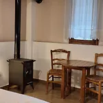 卡斯塔尼亚吉酒店 帕莱斯潘蒂雷蒙