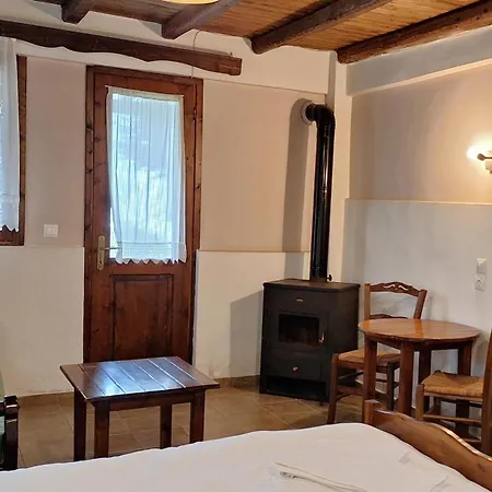 Kastania Gi Apartment *