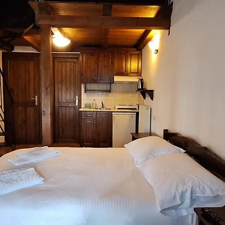 Apartment Kastania Gi Palaios Panteleimonas